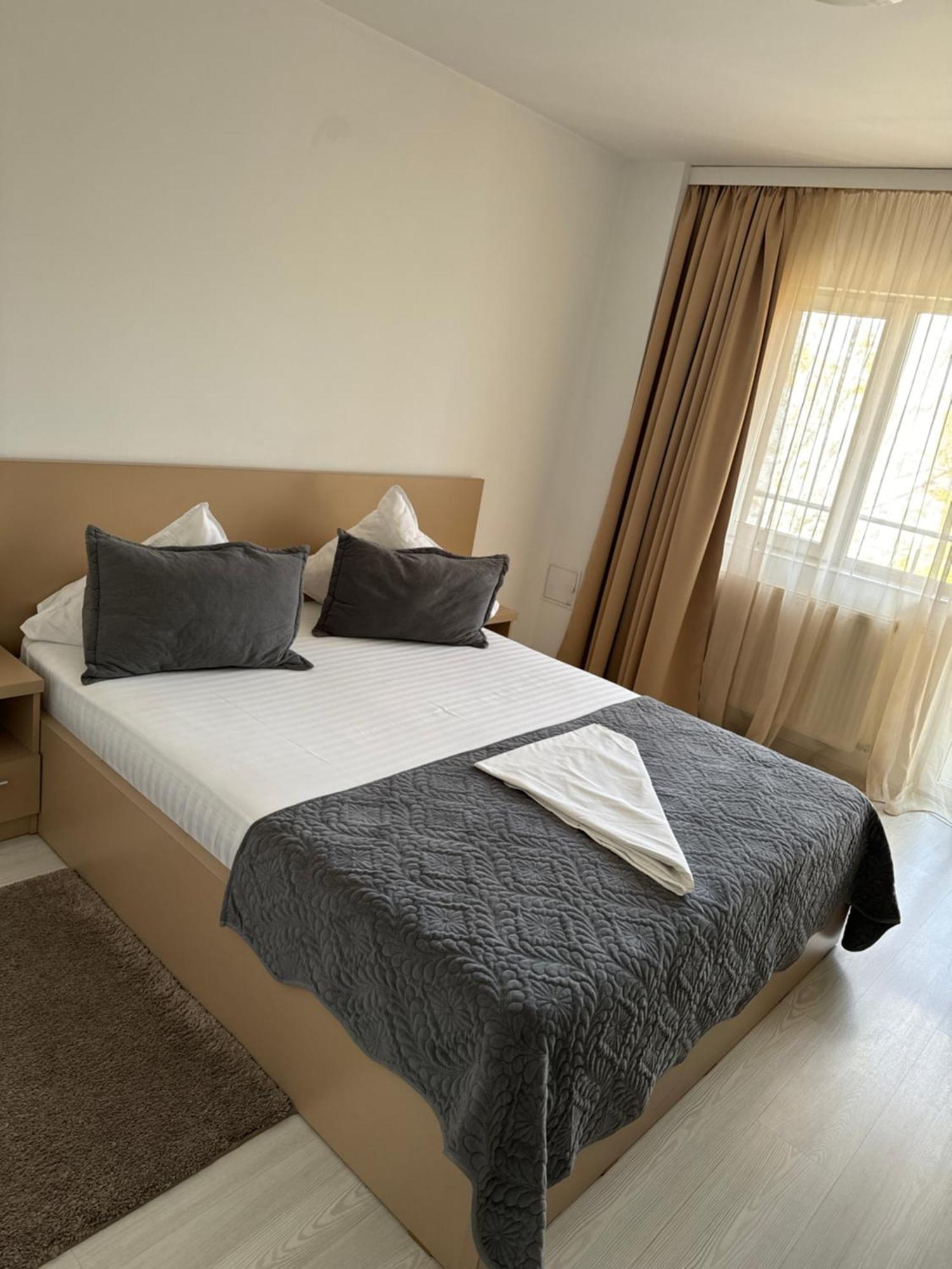 Fast Airport Accomodation أوتوبين المظهر الخارجي الصورة